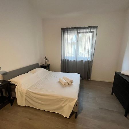 Dante Alighieri Apartment Bardolino Bagian luar foto
